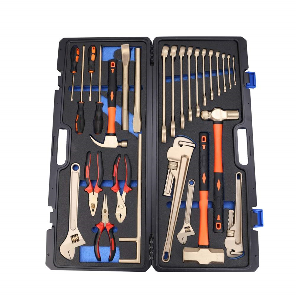 Socket, Spanner & Screwdriver Sets
